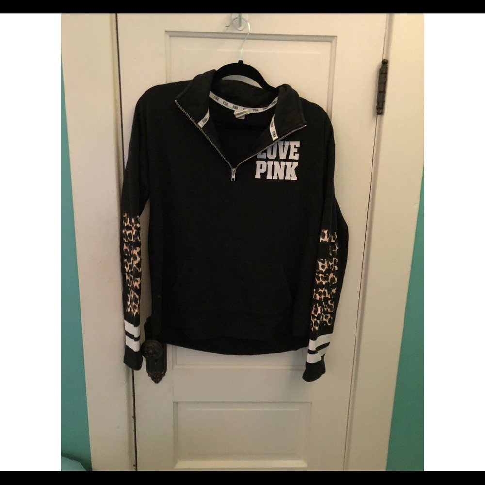 Victoria’s Secret Quarter Zip Leopard print